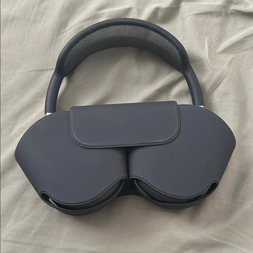 Apple AirPods Max – Space Gray | Brand New, Never Worn